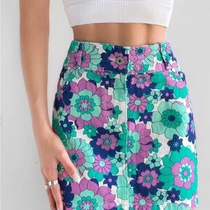 The Ragged Priest Vibrant Floral Pencil Skirt 26